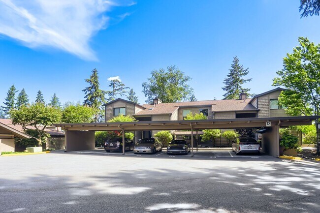 Foto del edificio - Lake Villas Condominiums ~ Redmond