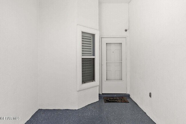 Building Photo - 6520 Boulder Ridge