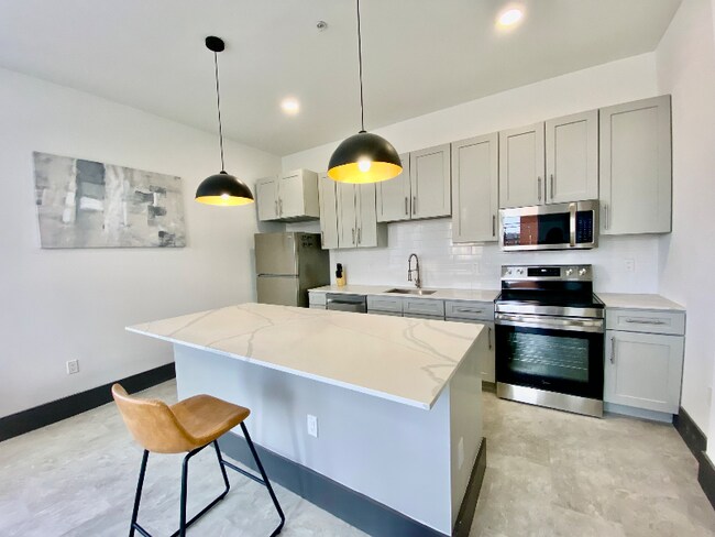 Foto del edificio - 116 E Randolph Ave