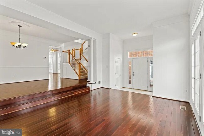 Building Photo - 24689 Siltstone Square