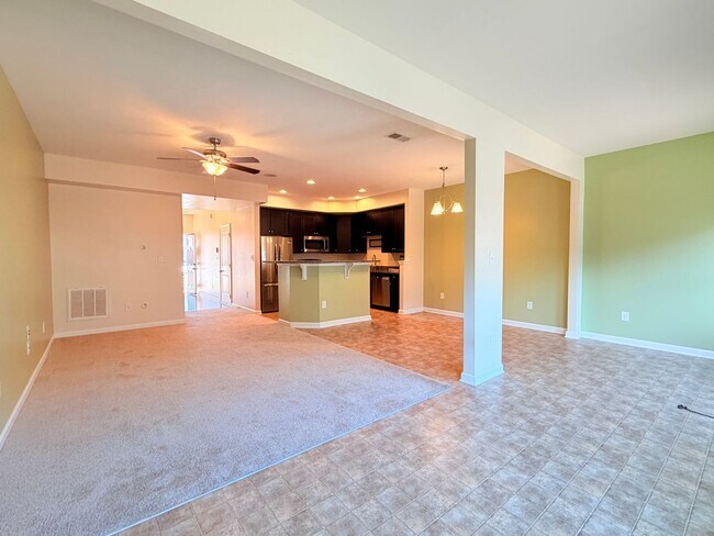 Foto del edificio - 3 Bedroom Townhome Riverwalk Townes