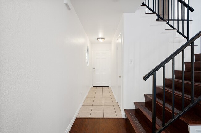 Building Photo - 14484 Arbor Ln