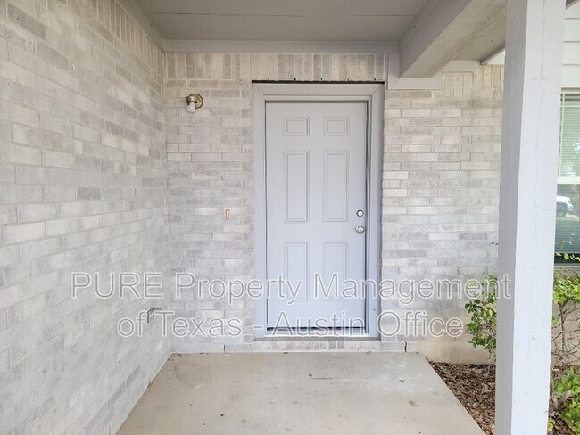 Building Photo - 3309 Kettle Cove