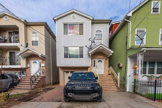 Building Photo - 53 S Second St