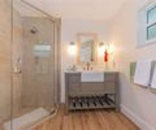 Building Photo - Private Heated Pool