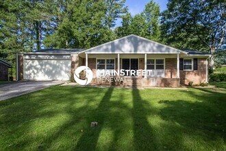Building Photo - 6207 Newberry Ln