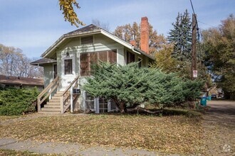 Building Photo - 618 W Myrtle St
