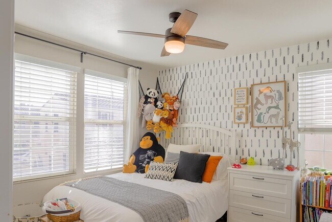 Foto del edificio - 4216 Windspring St