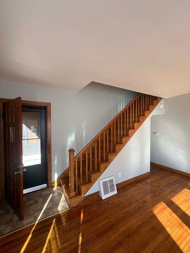 Foto del edificio - 214 Olive St