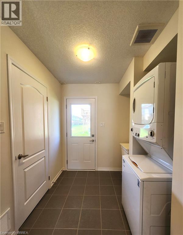 Photo du bâtiment - 6 Baskett St