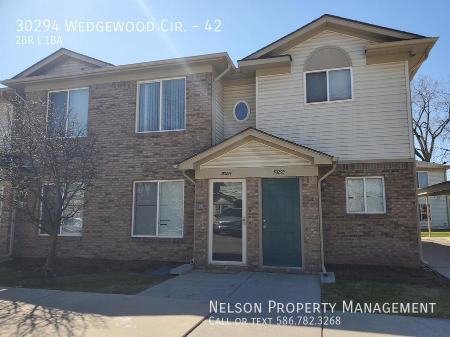 30294 Wedgewood cr Unit 42, Roseville, MI 48066 Condo for Rent in