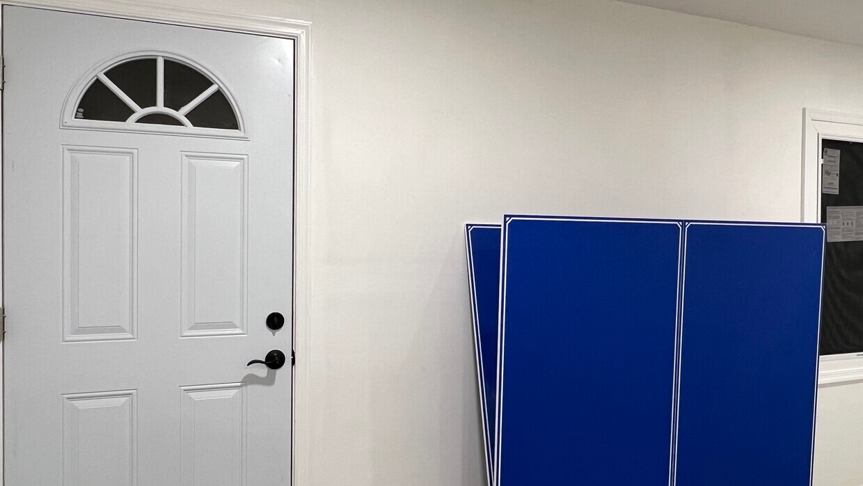 6220 Guilford Dr Unit Studio, Alexandria, VA 22310 Apartments in