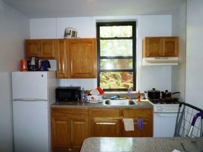 Building Photo - 507 Grand St