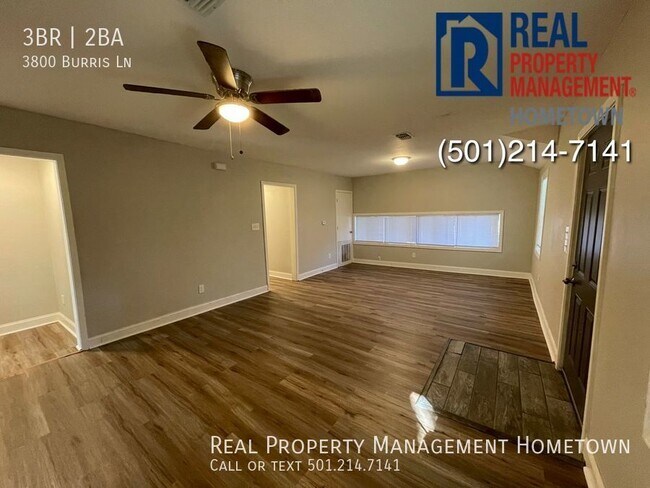Foto del edificio - Coming soon! Newly Renovated 3-Bedroom 2-B...