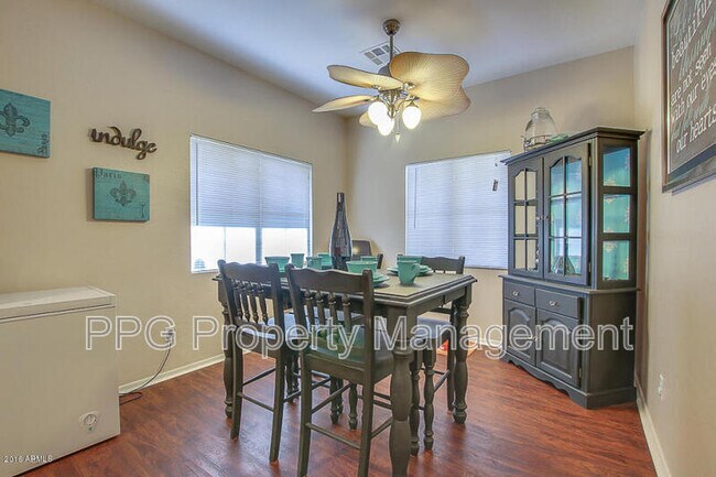 Foto del edificio - 12167 N 152nd Ave