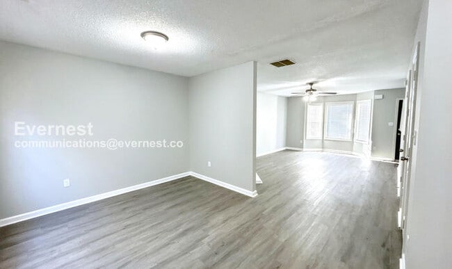 Foto del edificio - 4868 Browns Mill Ferry Rd