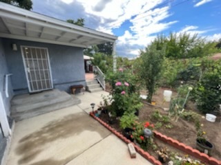 Building Photo - 10542 Jardine Ave