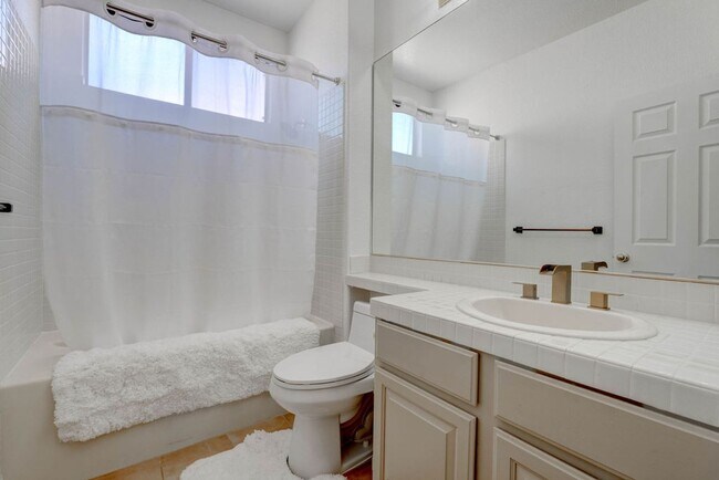 Foto del edificio - 3238 Brookfield Dr