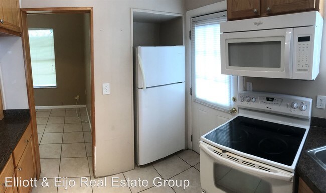 Foto del edificio - 1619 Shore Acres Dr