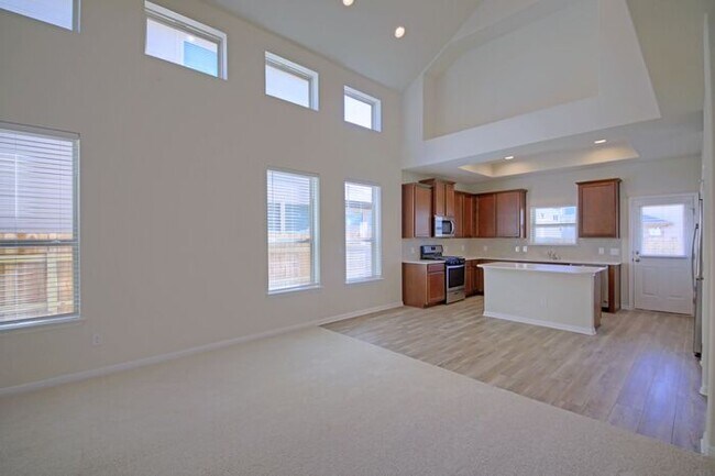 Building Photo - Charming 4 beds 3.5 baths in Leander