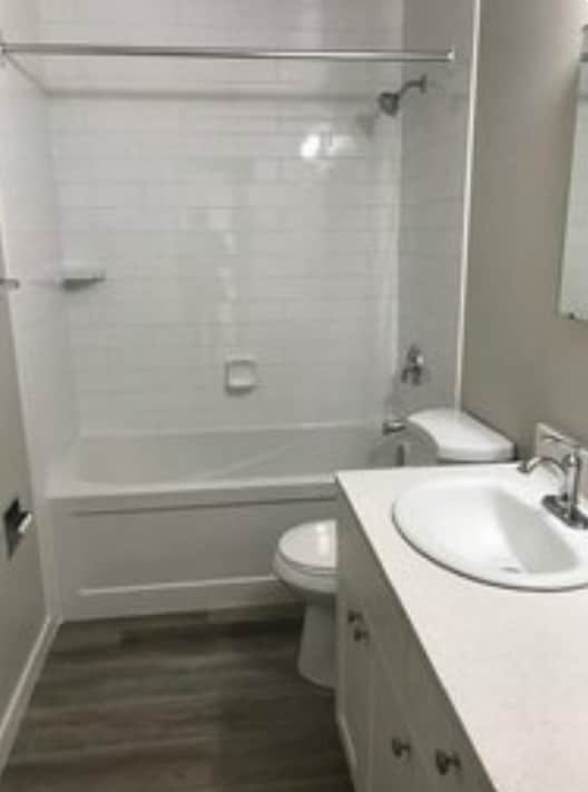 Building Photo - Hearth Manor