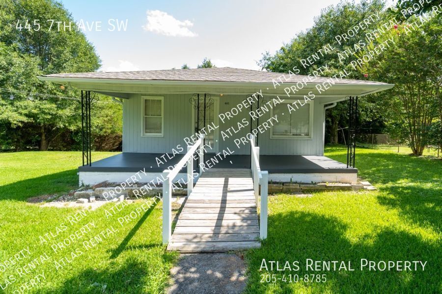 Foto principal - 445 7th Ave SW