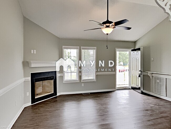 Building Photo - 3 br, 2 bath House - 140 Patricia Dr