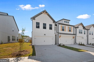 Building Photo - 64 Auburn Wds Dr