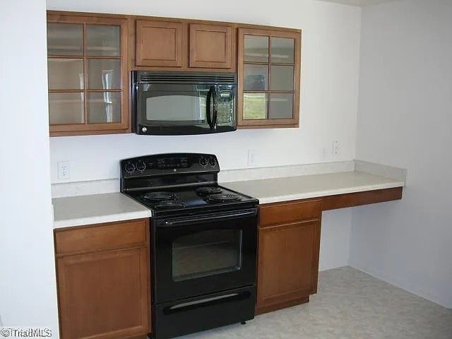 Foto del edificio - 359 Kendall Dr
