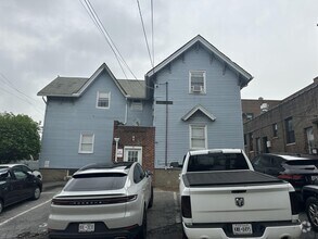 Building Photo - 7 Webster Ave