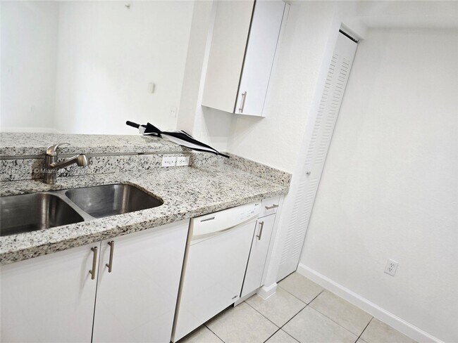 Foto del edificio - 15410 SW 284th St