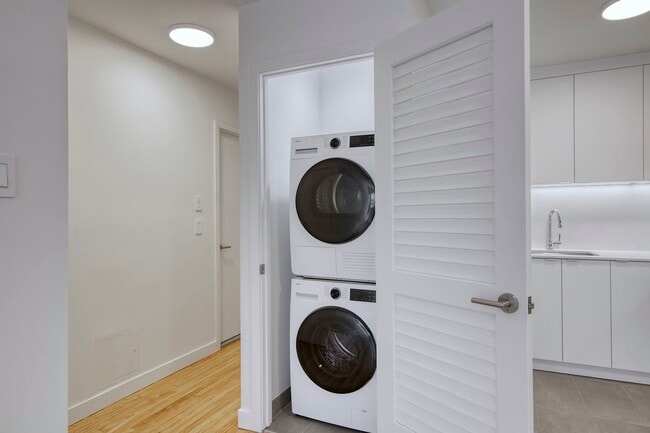 Photo du bâtiment - 760 Rue Galt