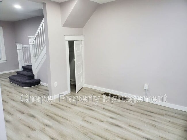 Building Photo - 118 S 57th St