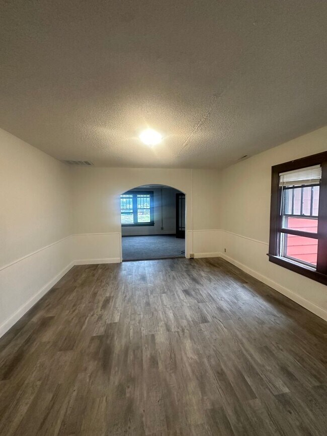 Foto del edificio - 1709 S 5th St