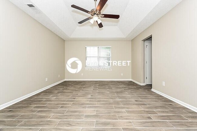 Foto del edificio - 3 Bedroom Pet-Friendly Home in Jonesboro, GA with Main Street Renewal