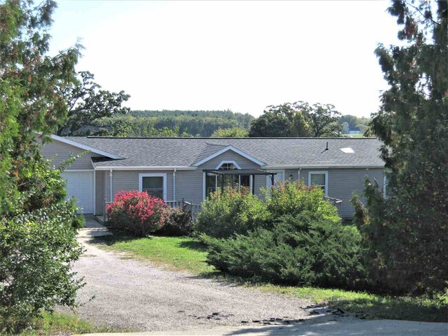 Building Photo - N3884 County Rd T T