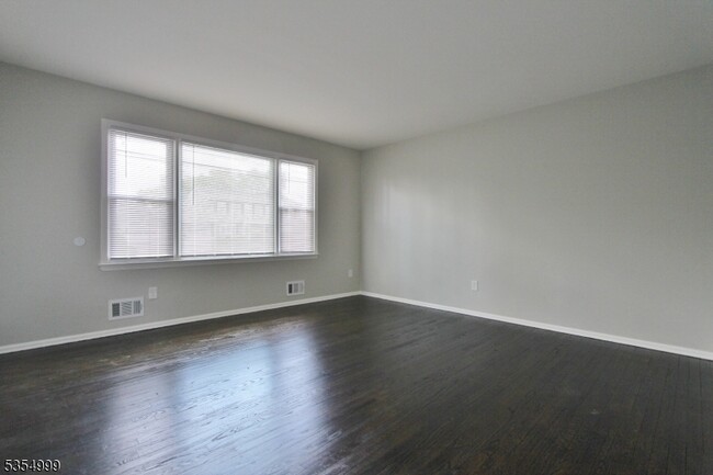 Building Photo - 516 Hamilton Blvd