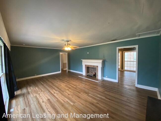 Building Photo - 2 br, 2 bath House - 502 S Temple Dr, Unit A
