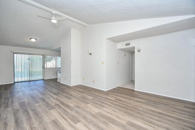 Building Photo - 6915 Jeb Stuart Dr