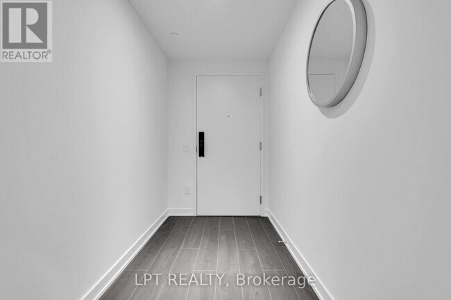 Building Photo - 28 Ann St