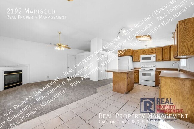 Foto del edificio - 2192 Marigold-