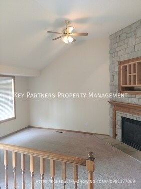 Foto del edificio - 501 Kindred Dr
