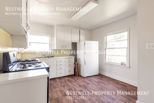 Building Photo - Great 3-bed Bungalow in Salt Lake City