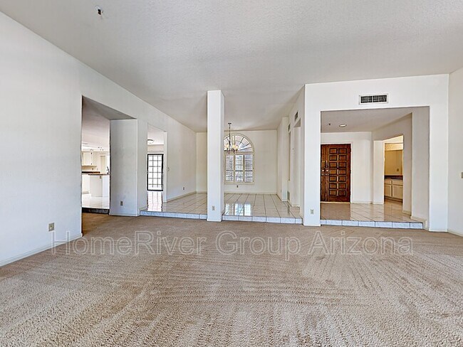 Building Photo - 9319 N 110th St