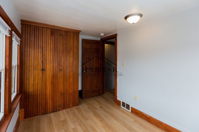 Foto del edificio - 15 8th St NW