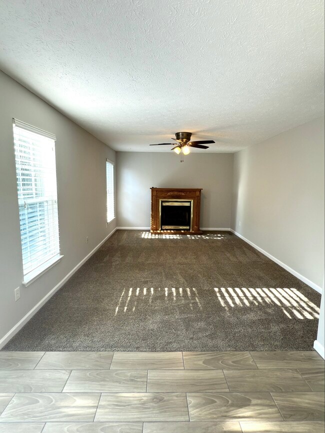 Building Photo - 5184 Taylor Lake Ln