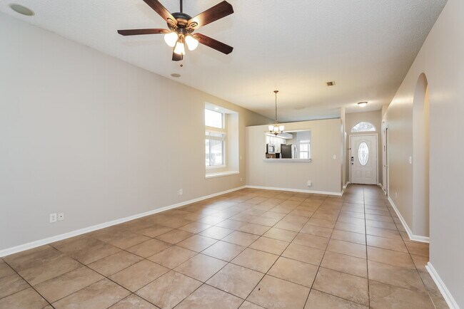 Foto del edificio - 3338 Ayrshire St