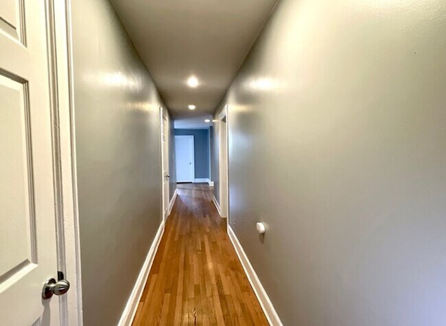 Foto del edificio - 7435 Boulevard East