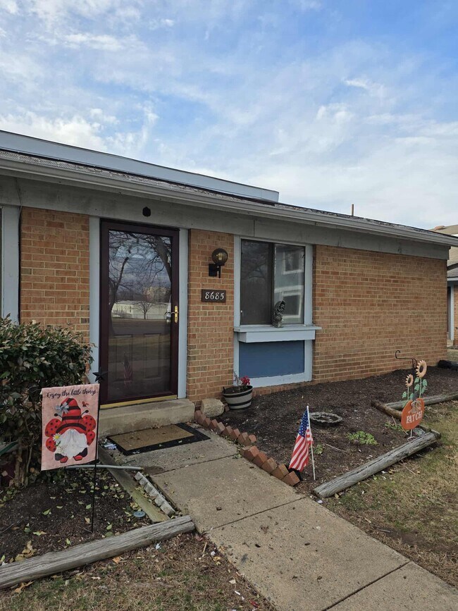 Photo - 8685 Inyo Pl Townhome