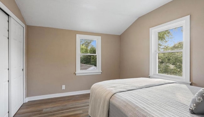 Foto del edificio - 599 Morris Ave